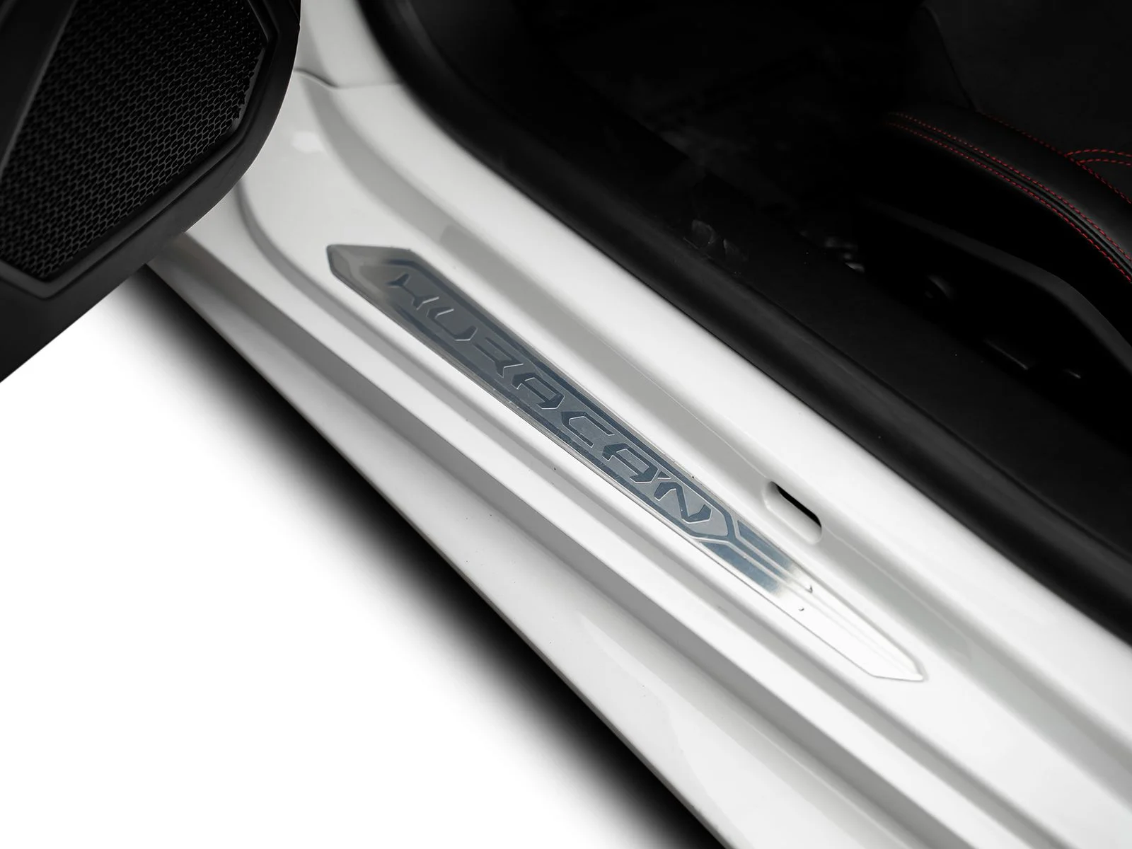 Used 2017 White Lamborghini  image 59