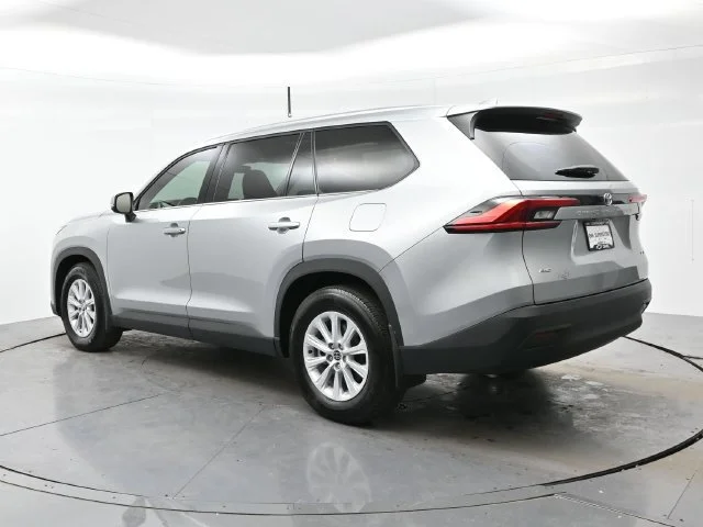 Used 2024 Celestial Silver Toyota XLE image 5