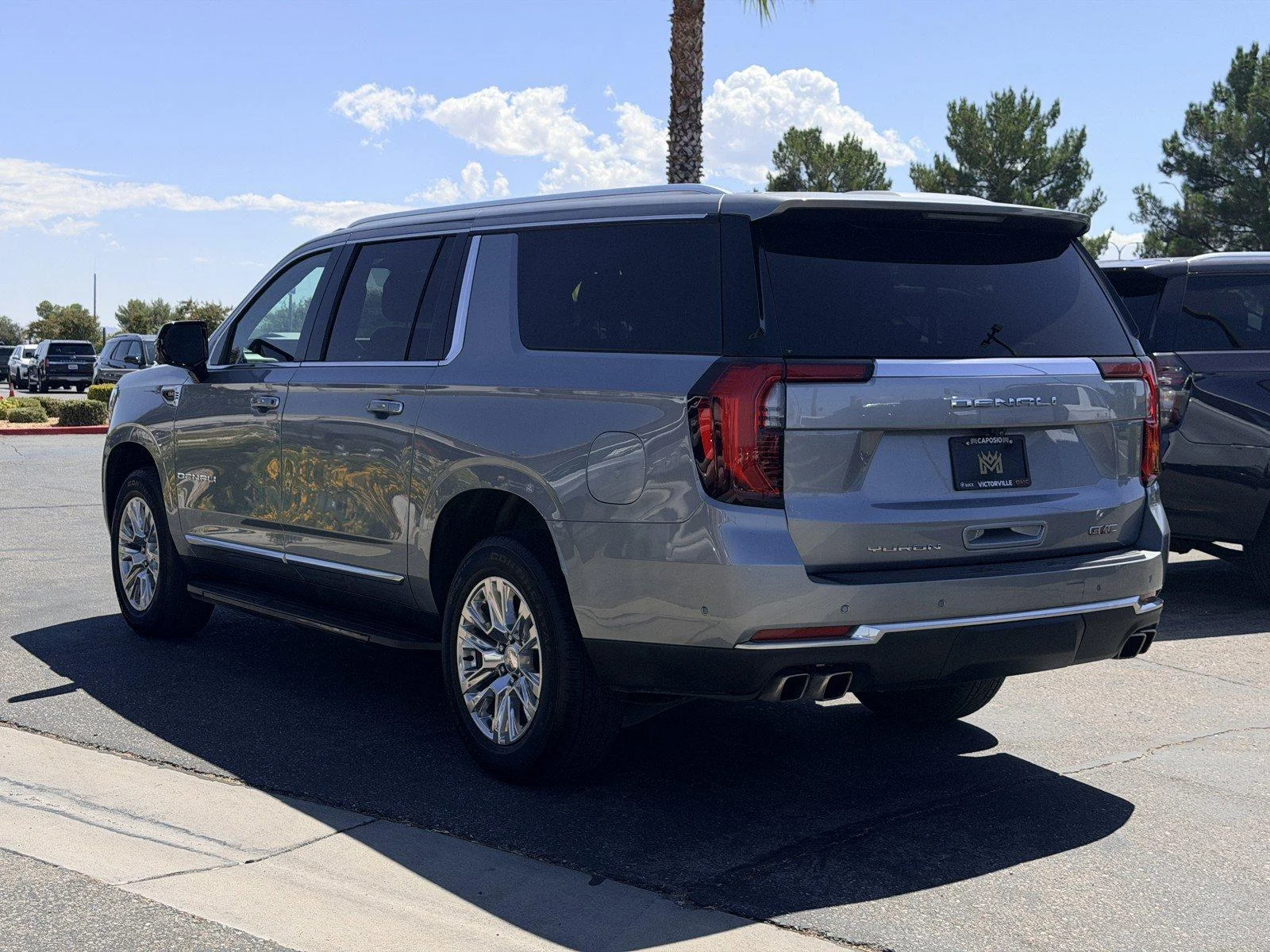 Used 2025 Sterling Metallic GMC Denali image 4