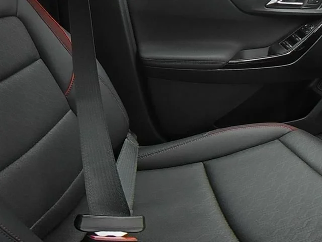 New 2026 Polar White Tricoat Chevrolet RS image 37