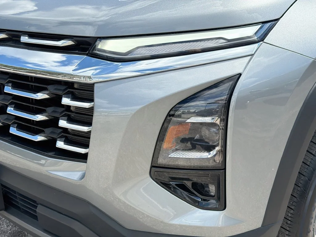 Used 2025 Gray Chevrolet LT image 9