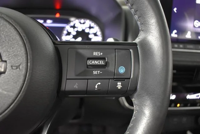 Used 2023 Gray Nissan SL image 17