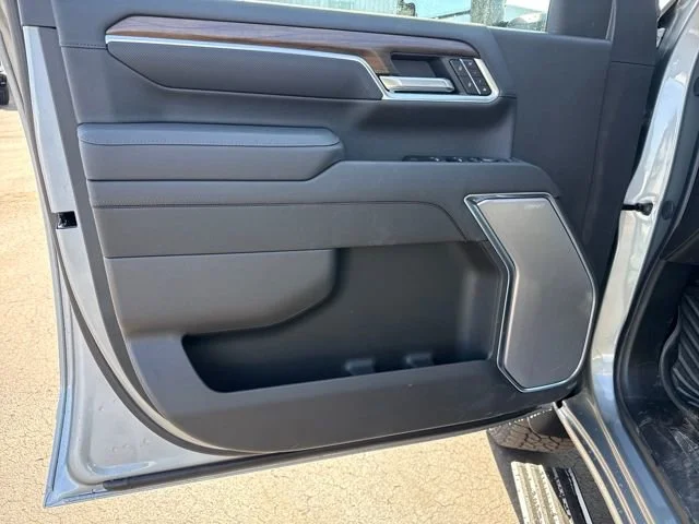 New 2026 Sterling Gray Metallic Chevrolet High Country image 11