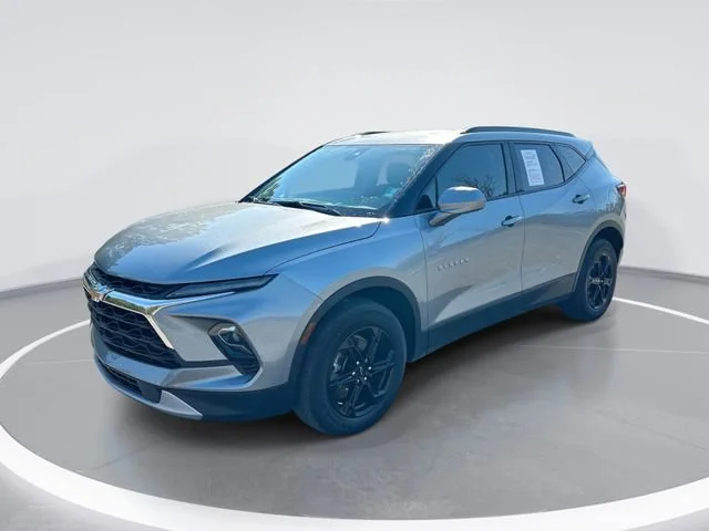 2024 Chevrolet Blazer 2.0T 2LT FWD's photo