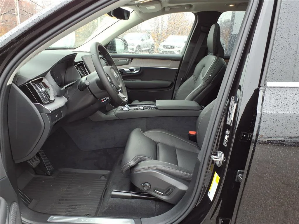 2026 Volvo XC90 Ultra - Photo 10