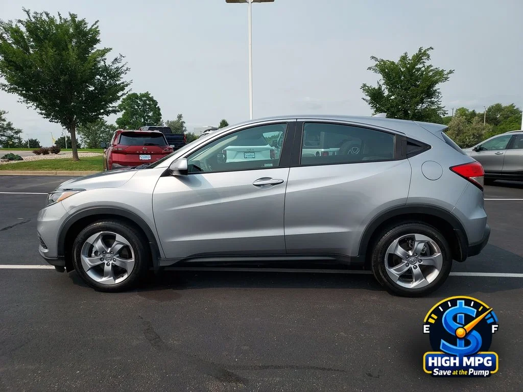 Used 2021 Silver Honda LX image 2