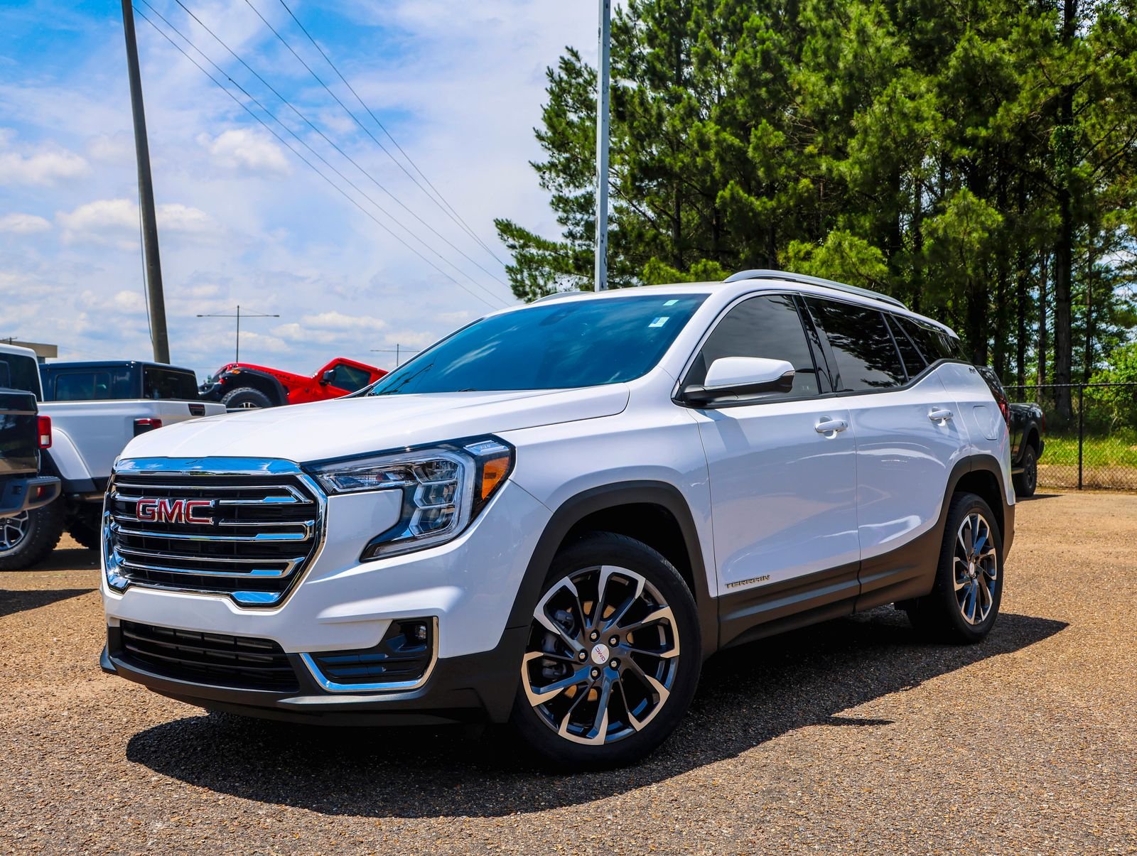 2023 GMC Terrain SLT FWD's photo