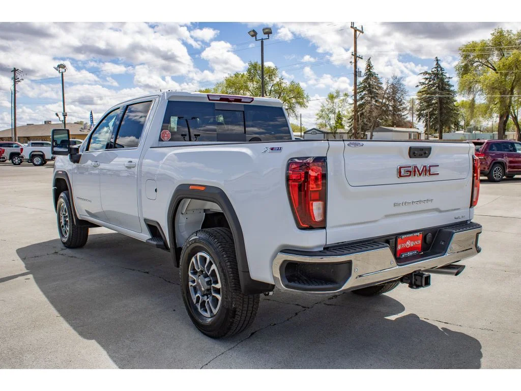 2026 GMC Sierra 2500HD SLE - Photo 6