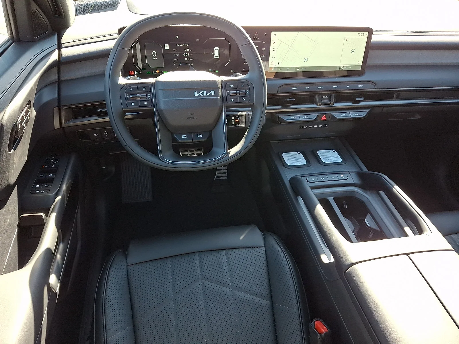 New 2027 Gray Kia X-Line SX image 11