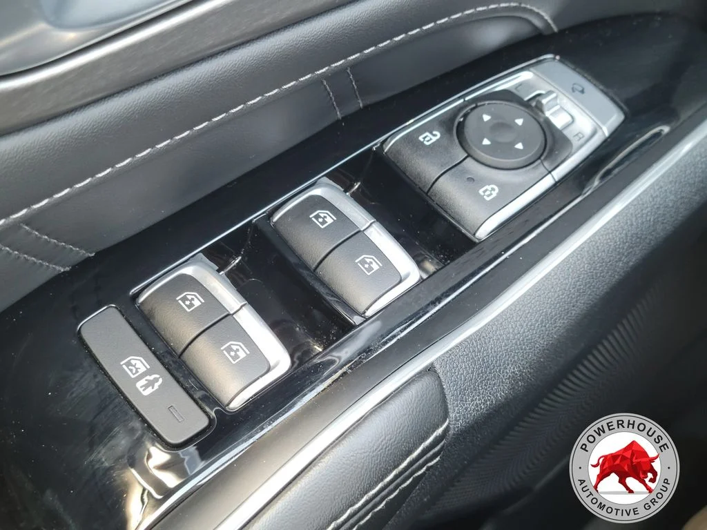Used 2023 Gray Kia SX image 30