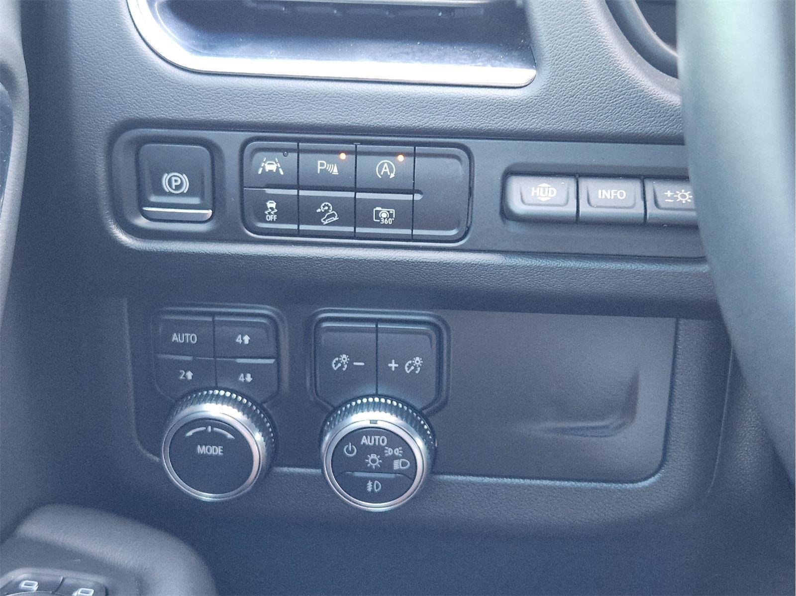 Used 2024 Summit White GMC AT4 image 21