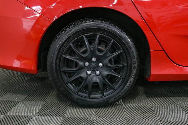 Used 2019 Red Honda LX image 14