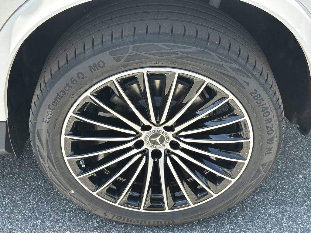 New 2026 Polar White Mercedes-Benz GLC 300 image 23