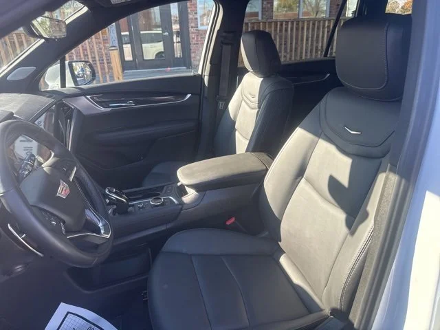 2025 Cadillac XT6 Sport - Photo 9