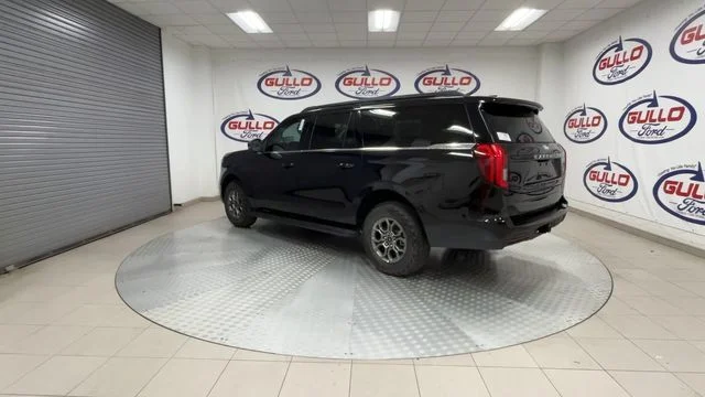 New 2027 Agate Black Metallic Ford Active image 9