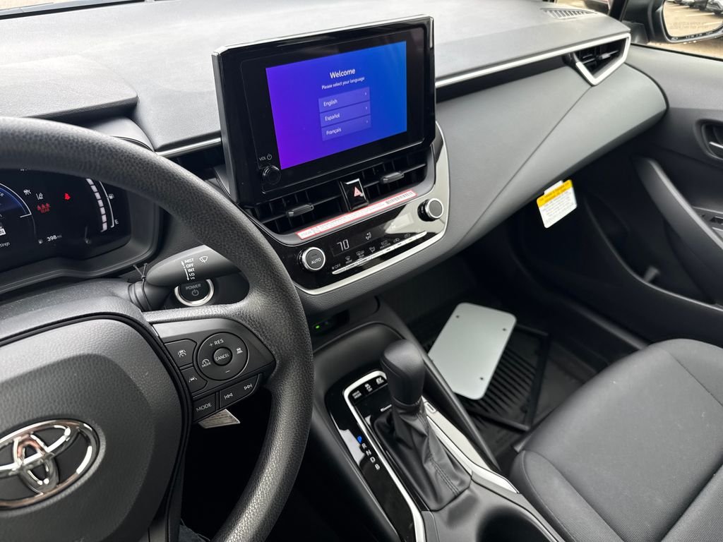 2026 Toyota Corolla LE - Photo 23