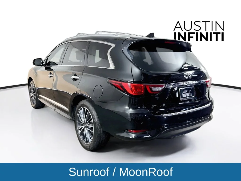 Used 2018 Black INFINITI  image 6