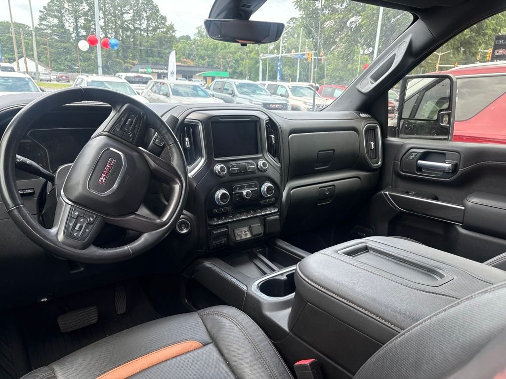 Used 2020 White GMC AT4 image 19