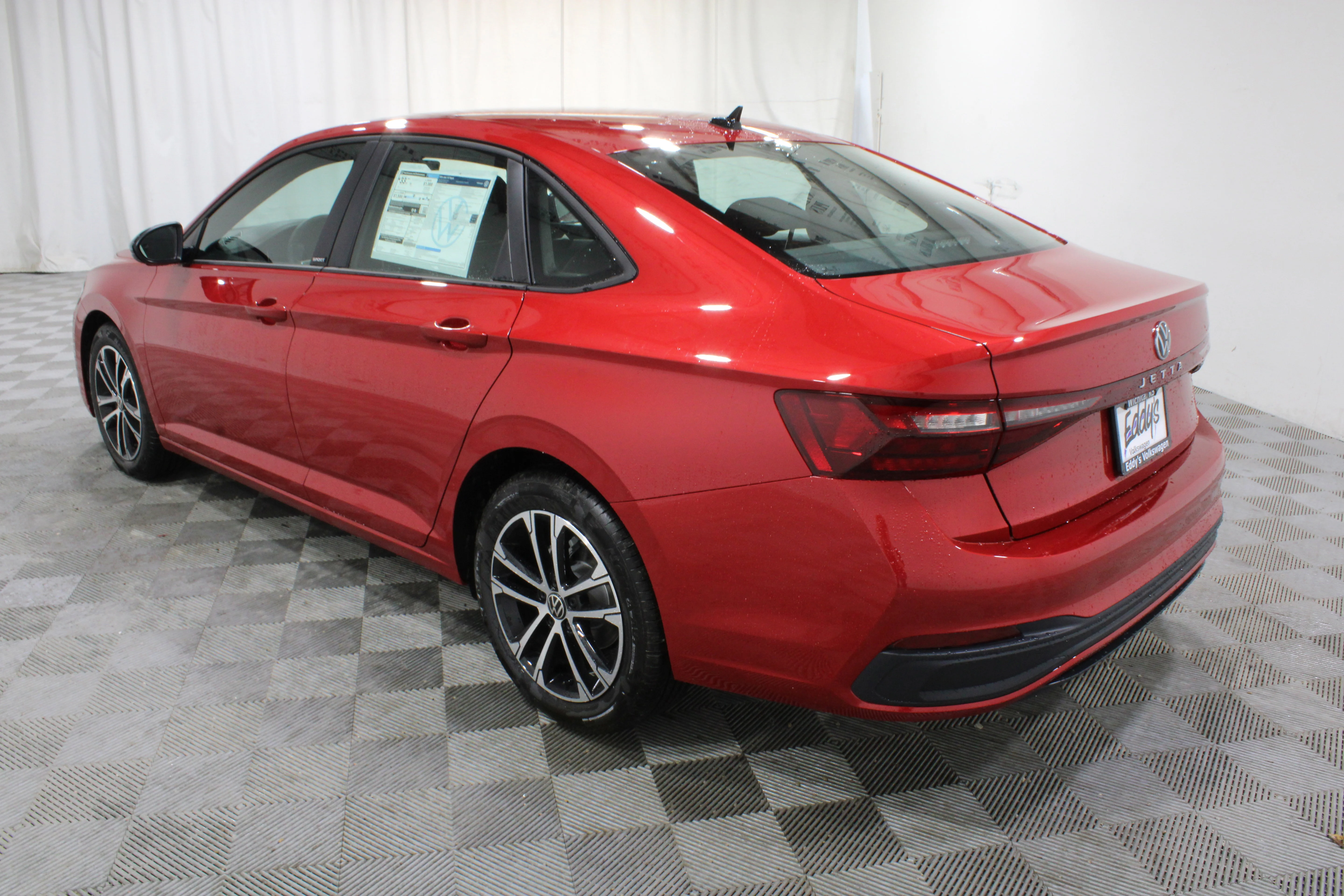 New 2026 Kings Red Metallic Volkswagen 1.5T Sport image 29