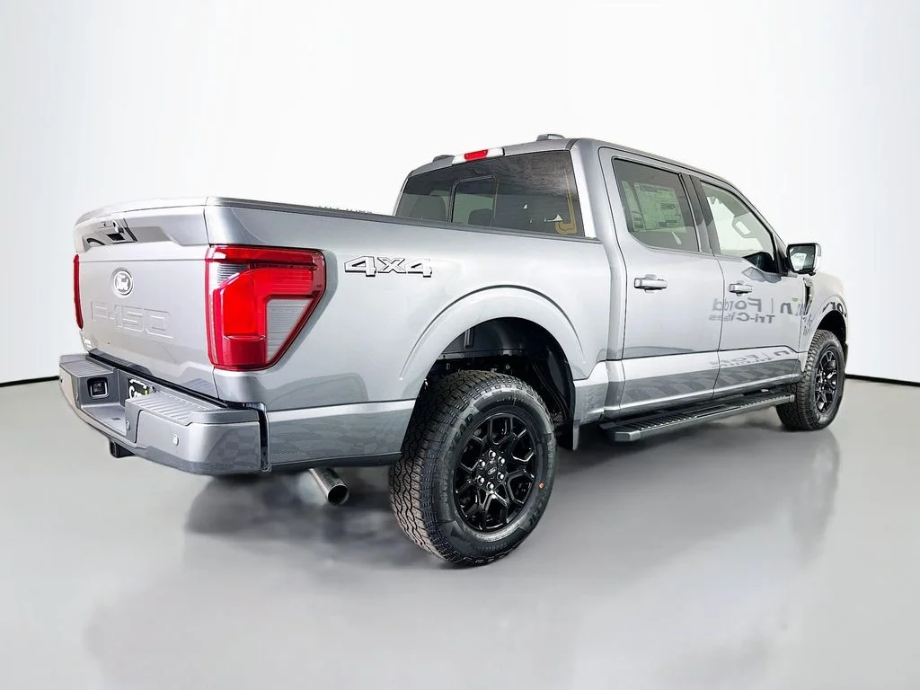 New 2026 Carbonized Gray Metallic Ford XLT image 14