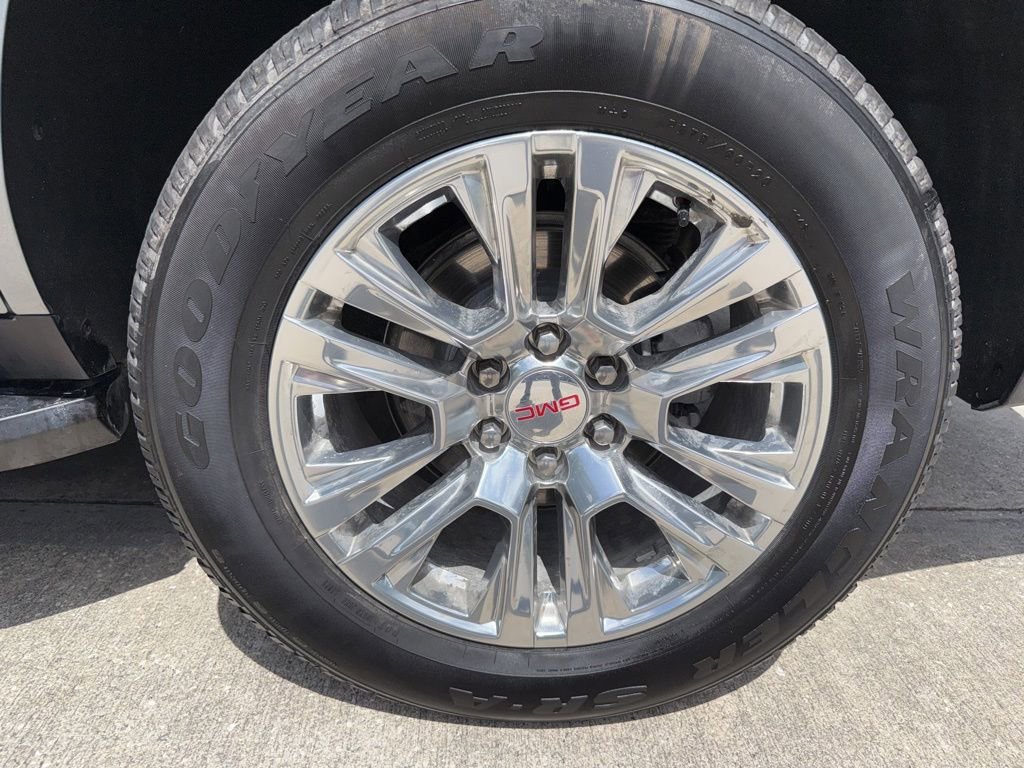 Used 2025 Sterling Metallic GMC Denali image 51