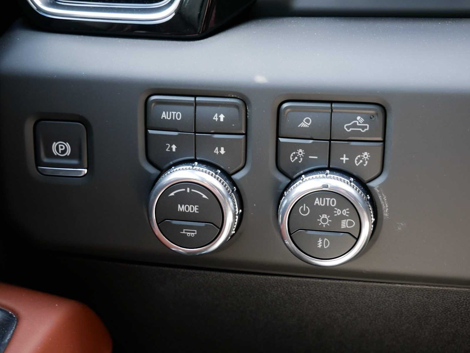 2026 GMC Sierra 3500HD Denali Ultimate - Photo 22