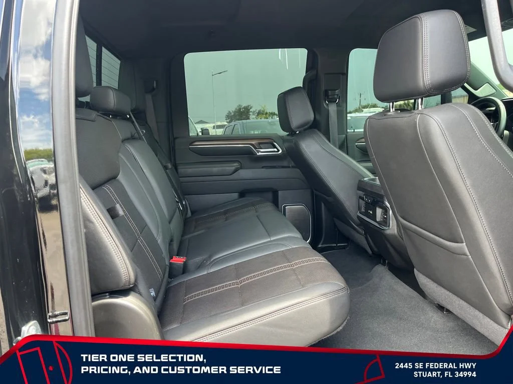Used 2024 Black Chevrolet High Country image 17
