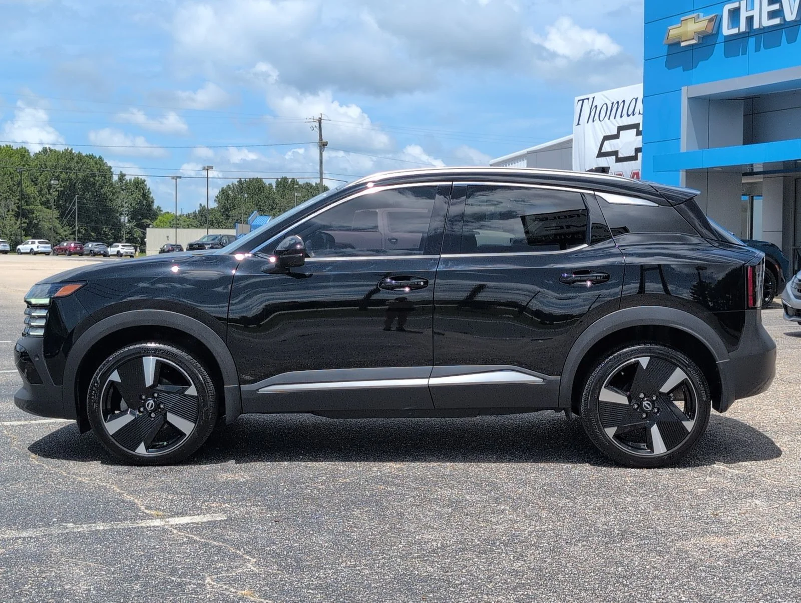 Used 2025 Black Nissan SR image 2