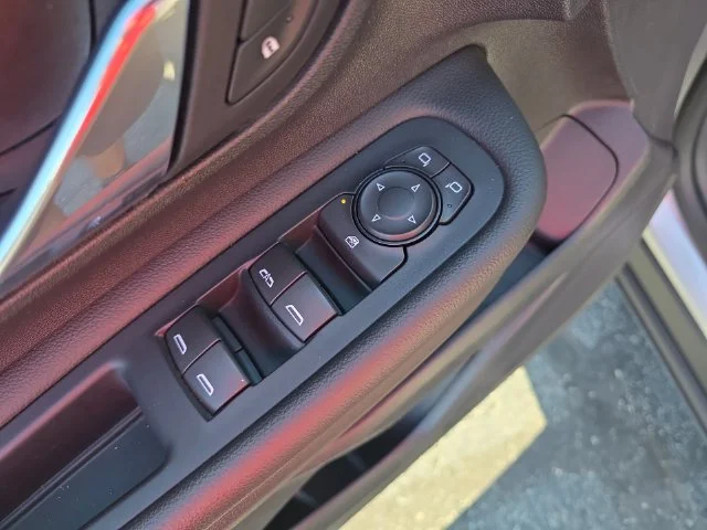 Used 2020 Silver GMC SLE image 28