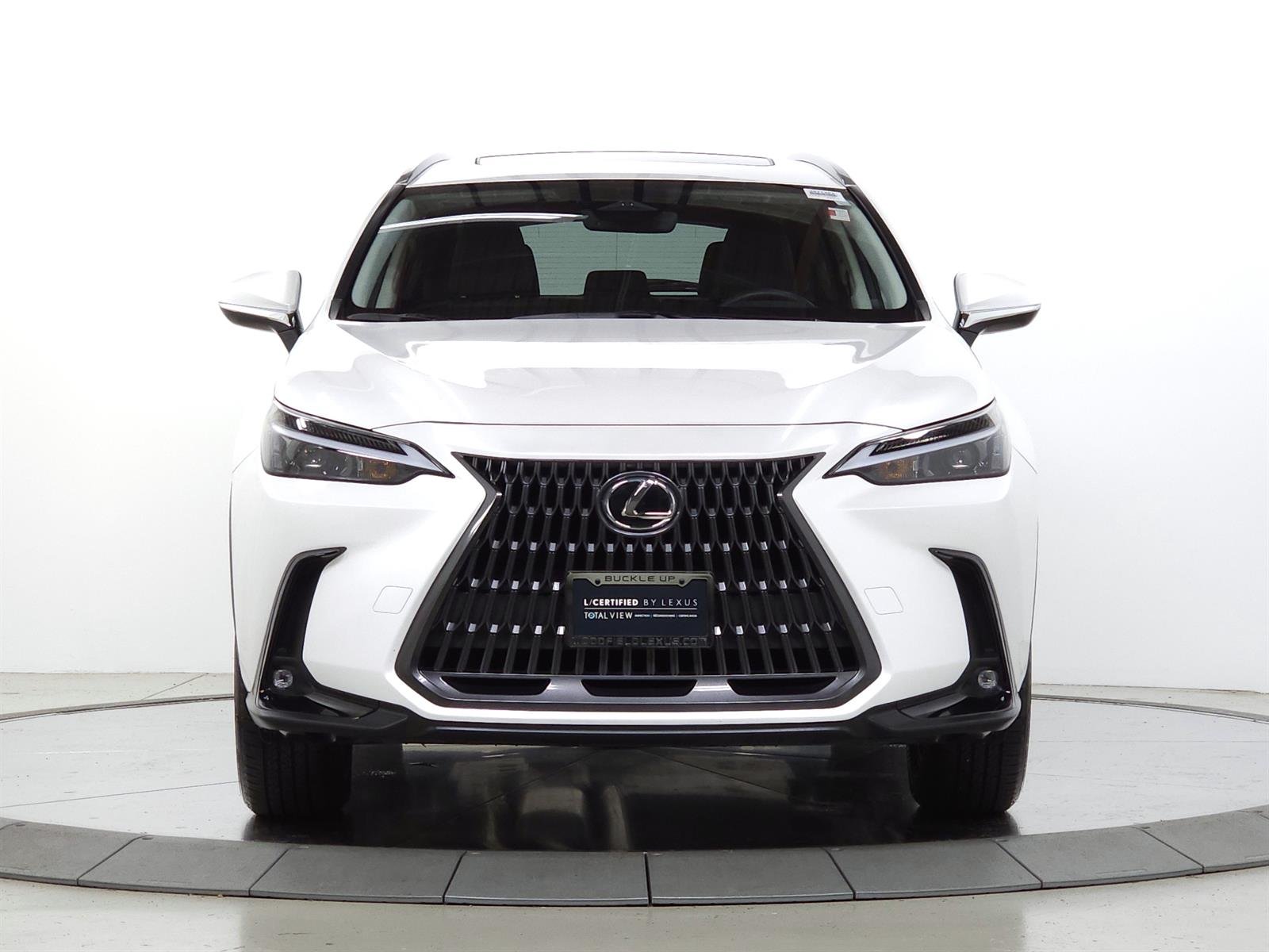 Certified Used 2024 Eminent White Pearl 085 Lexus  image 2