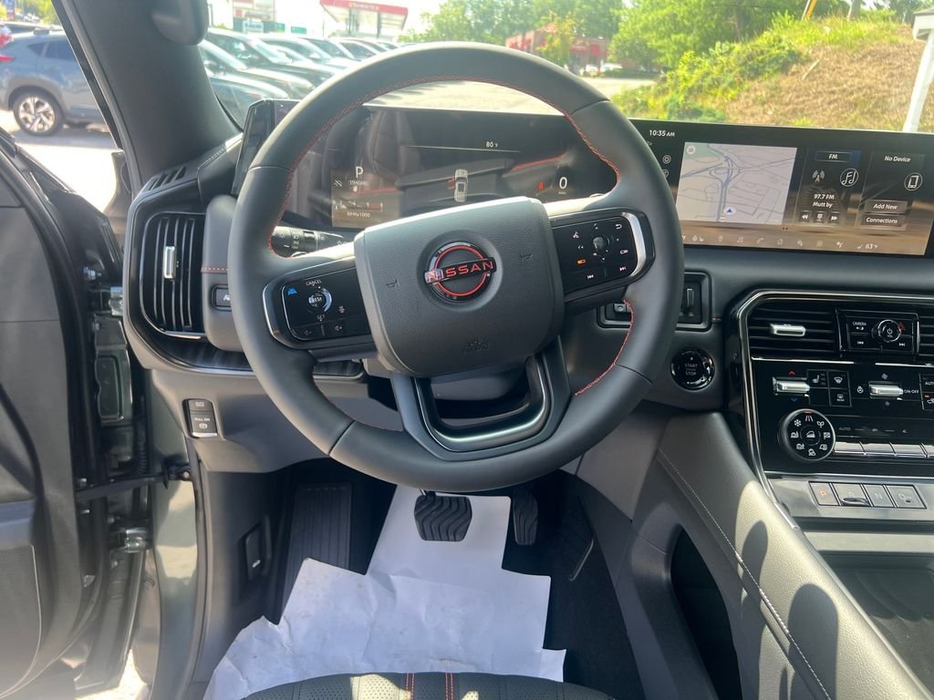 2025 Nissan Armada PRO-4X - Photo 14