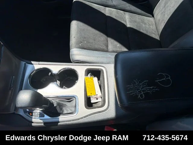 Used 2019 Gray Jeep Altitude image 17