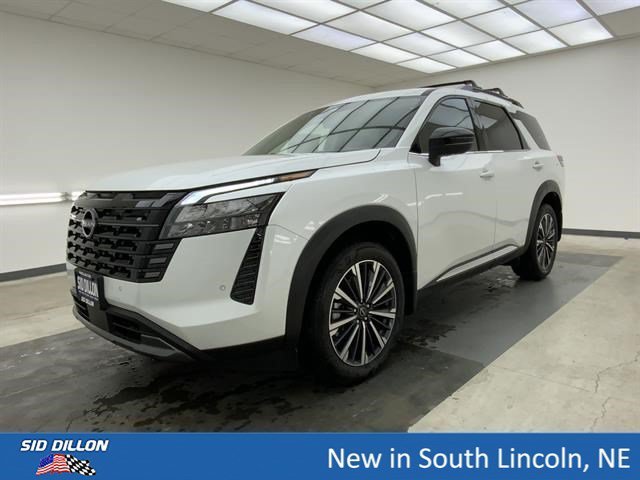 New 2026 Everest White Pearl Tricoat Nissan Platinum image 1