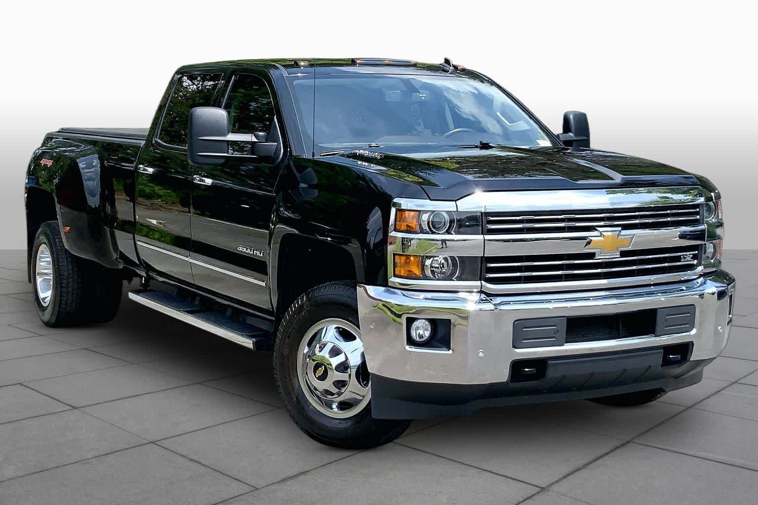 Used 2015 Black Chevrolet LTZ image 2