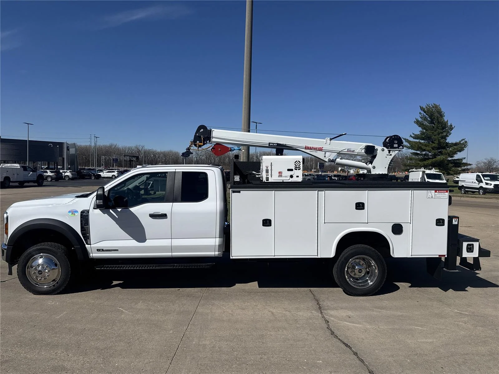 New 2026 Oxford White Ford XL image 10