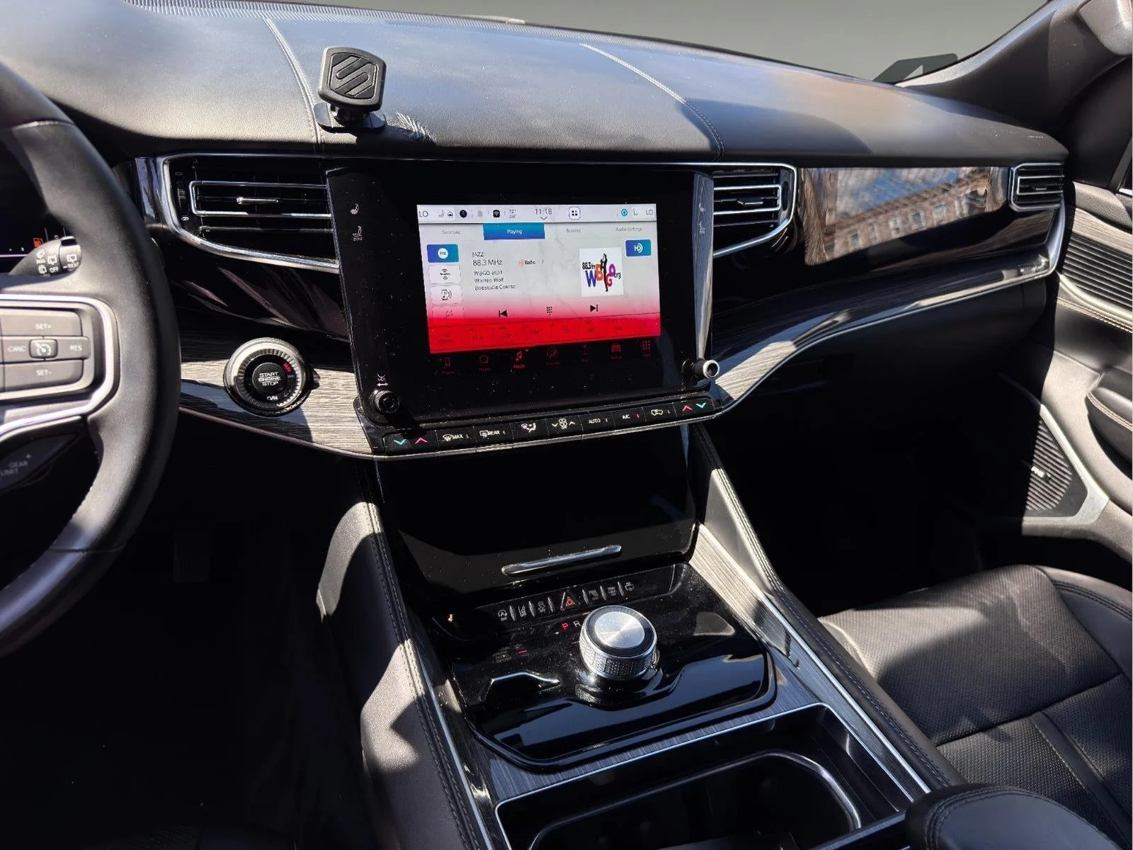 2022 Jeep Wagoneer Series II - Photo 13
