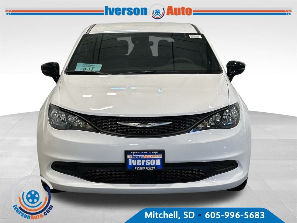 2026 Chrysler Voyager LX photo 2