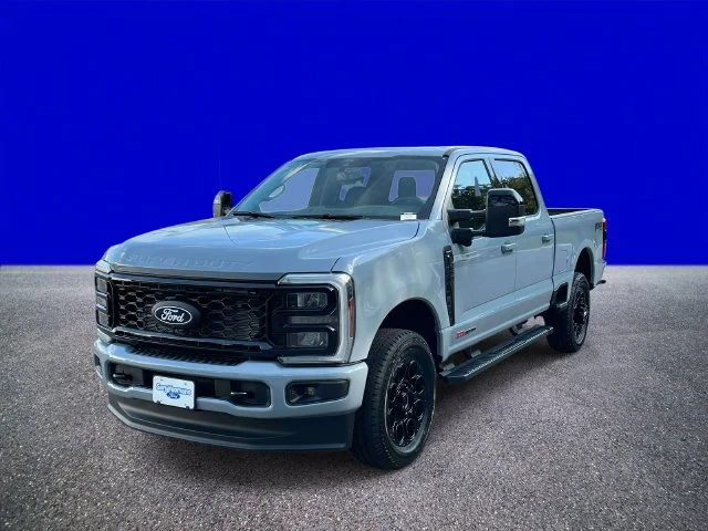 New 2027 Glacier Gray Metallic Tri-Coat Ford F-250® Lariat® image 7