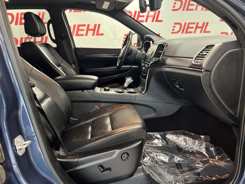 Used 2020 Blue Jeep Limited image 13