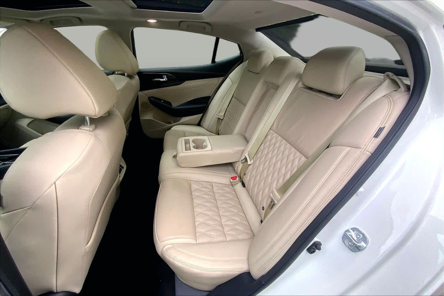 Used 2023 Pearl White Tricoat Nissan Platinum image 20