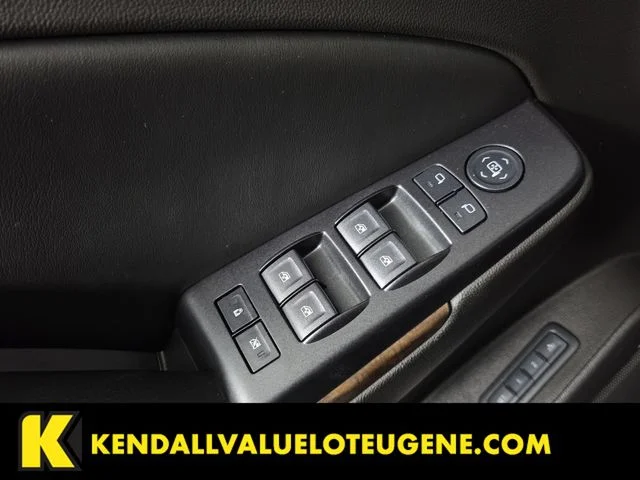 Used 2015 Black Chevrolet LT image 19