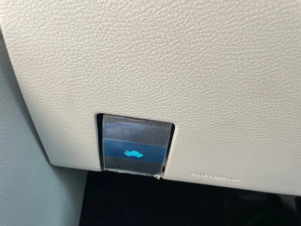 Used 2022 Gray Clearcoat Chrysler Touring L image 12