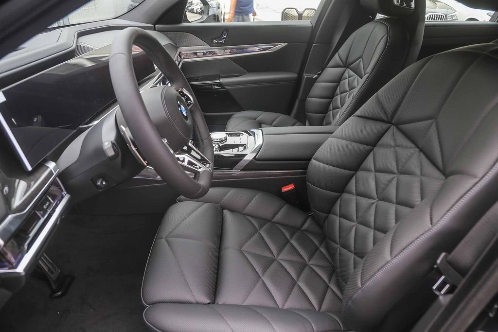 New 2026 Black Sapphire Metallic BMW 740i image 13
