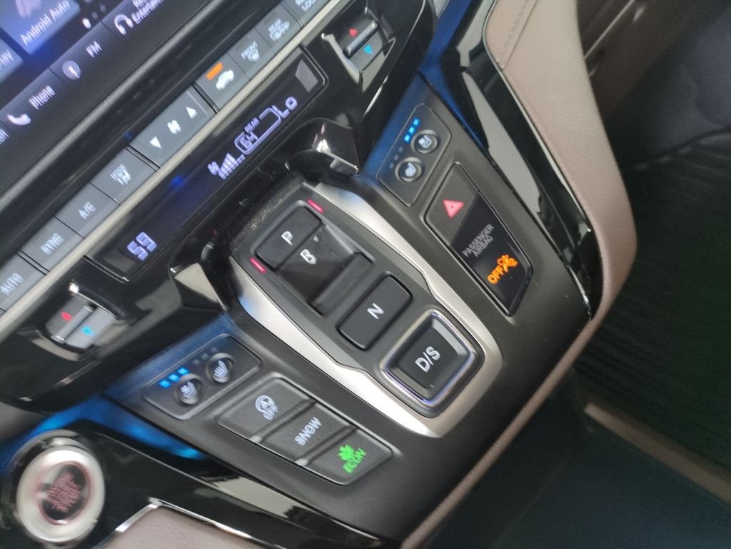 2025 Honda Odyssey Elite - Photo 24