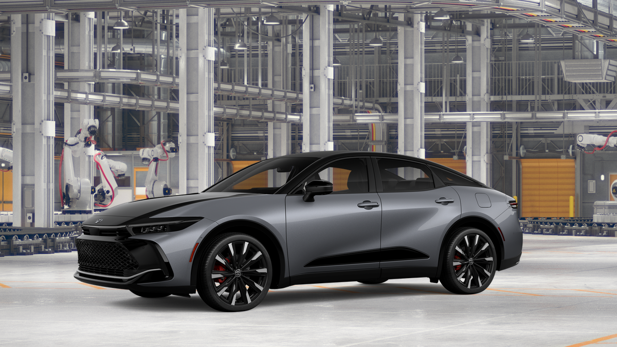 New 2027 Heavy Metal with Black bi-tone Toyota Platinum image 2