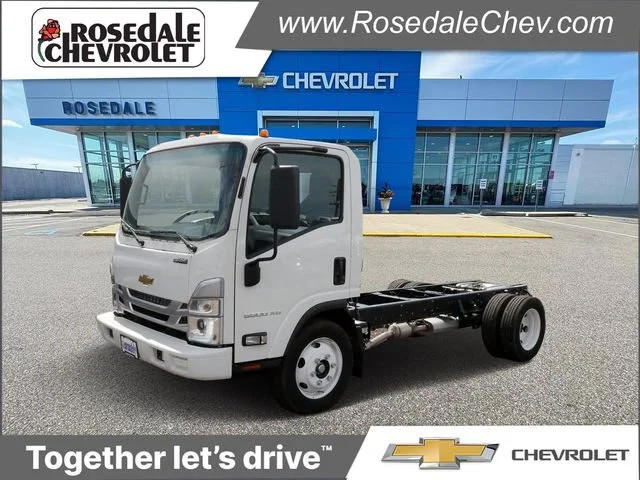 2024 Chevrolet Low Cab Forward's photo