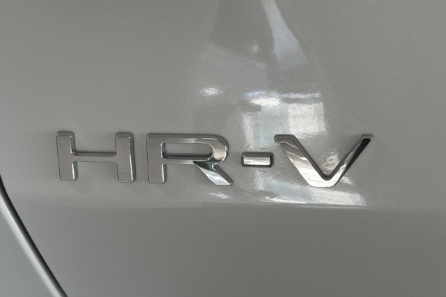 New 2027 Platinum White Pearl Honda LX image 22