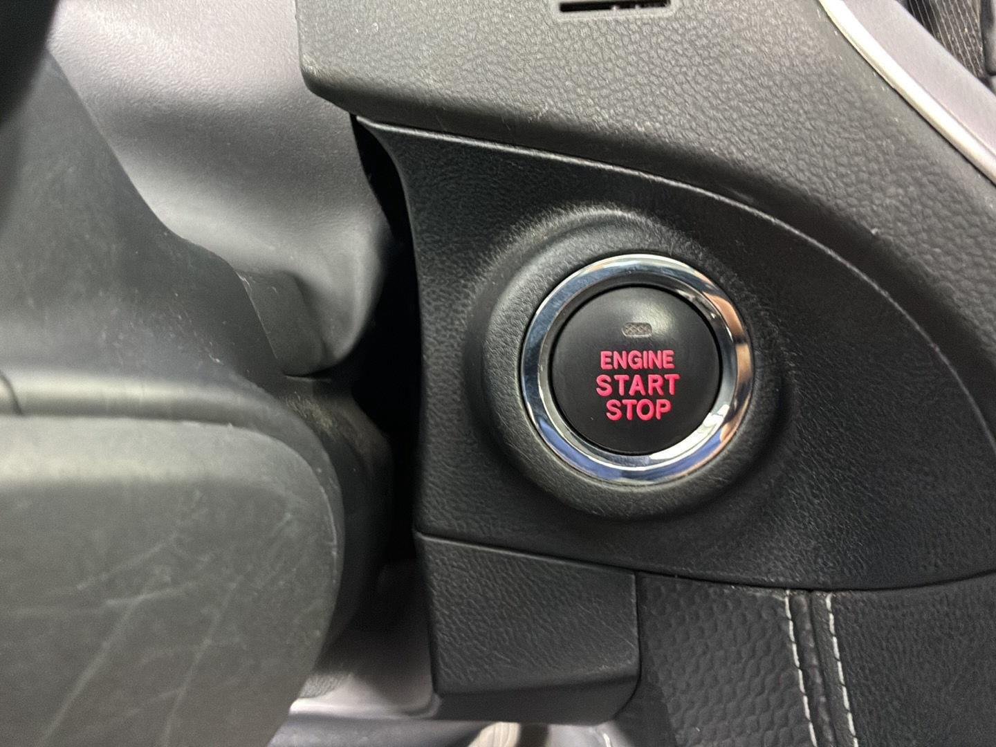 Used 2019 Horizon Blue Pearl Subaru Limited image 27