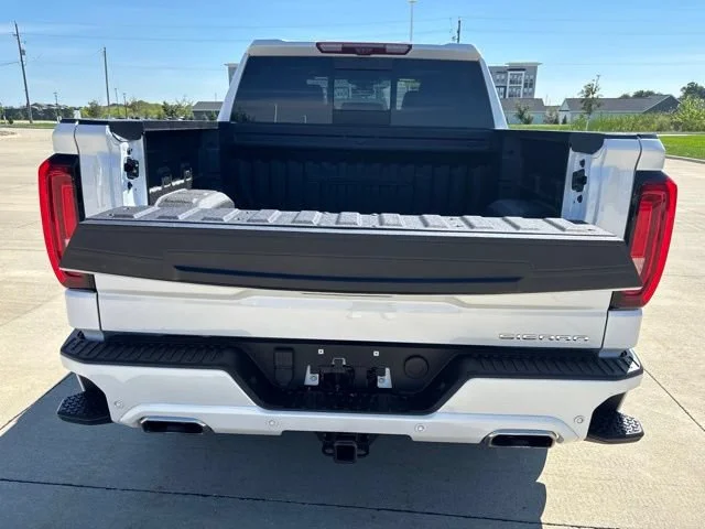 Used 2023 White Frost Tricoat GMC Denali Ultimate image 16