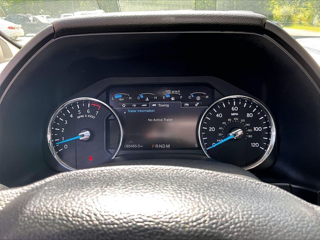 Used 2019 Black Metallic Ford Platinum image 26